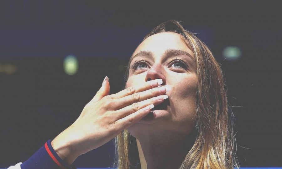 Mireia sigue cosechando gestas en la Copa del Mundo