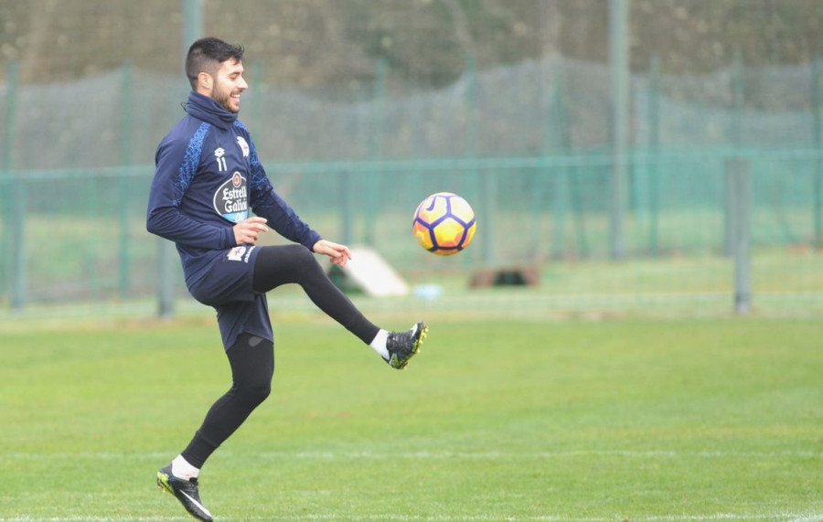 Carles Gil: "Mi cuenta pendiente este año es el gol; ojalá me dé tiempo a marcar"