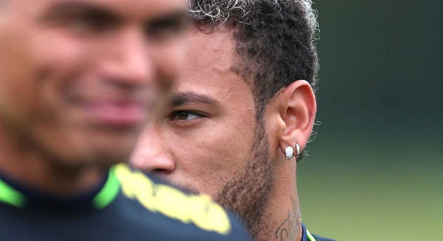 La relación entre Neymar y Emery es cada vez más tensa, según "L'Équipe"