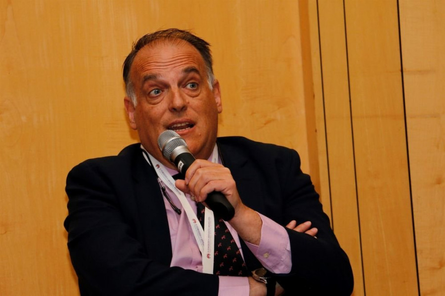 Tebas: "Esperamos que el VAR evite situaciones como el no gol de Messi"