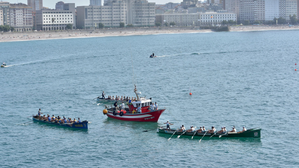 Suspendida la primera jornada de la Bandeira Cidade da Coruña por el fuerte oleaje