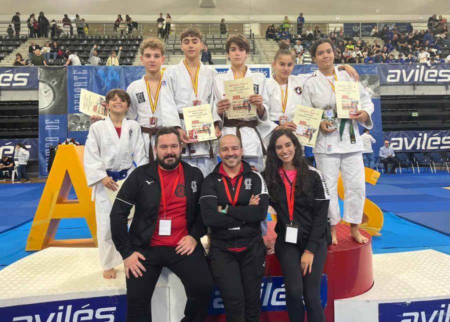 Los judocas coruñeses cosechan grandes éxitos