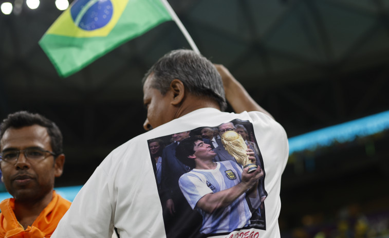El fútbol honra a Maradona en Doha