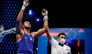 Enmanuel Reyes debuta en el Mundial de boxeo: 