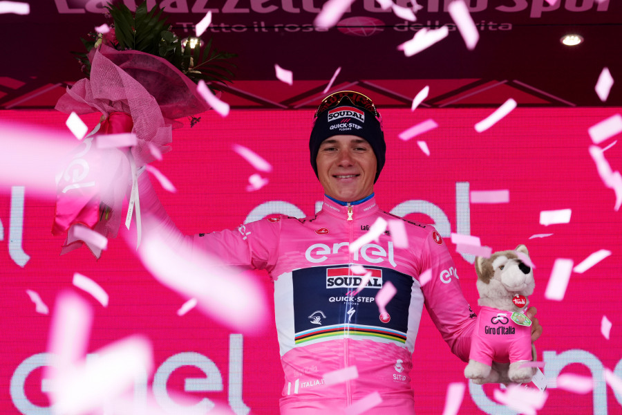 Evenepoel se retira del Giro tras dar positivo en covid-19