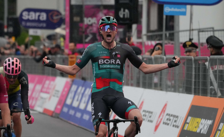 Denz logra su segunda etapa del Giro y Armirail es el nuevo líder