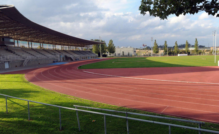 O estadio universitario de Elviña recupera o topónimo orixinal da zona: Mariña Dourada