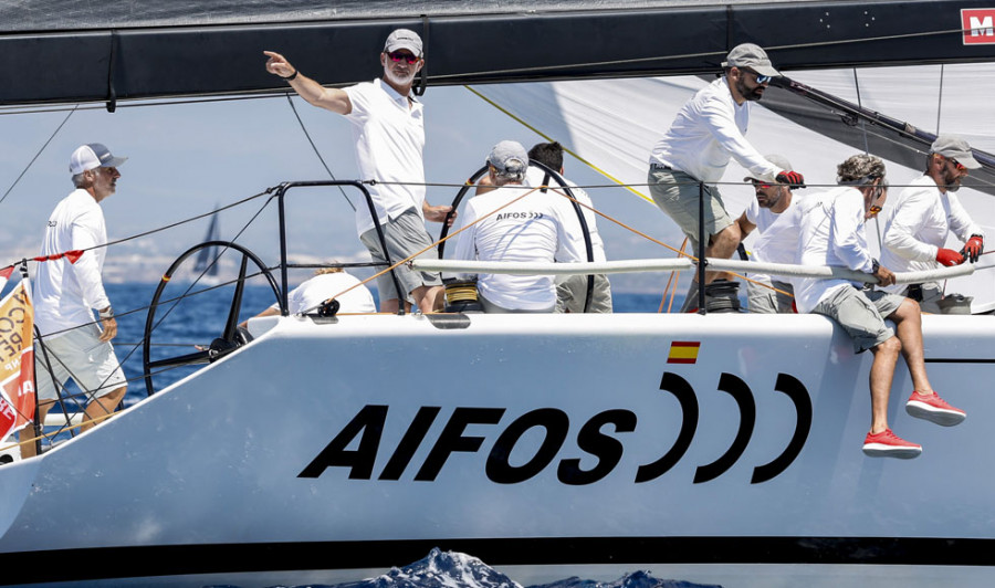 El "Aifos" de Felipe VI repite triunfo en la Copa del Rey Mapfre de vela