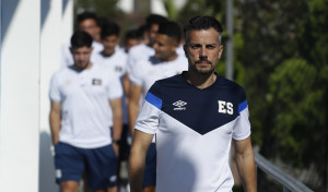 El exdeportivista Rubén de la Barrera deja la selección de El Salvador y vuelve a Europa