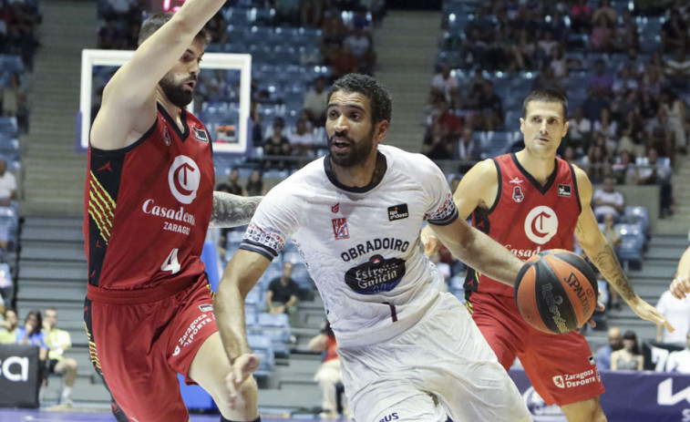 El Zaragoza se apaga en el tercer cuarto y cae ante el Obradoiro (80-72)