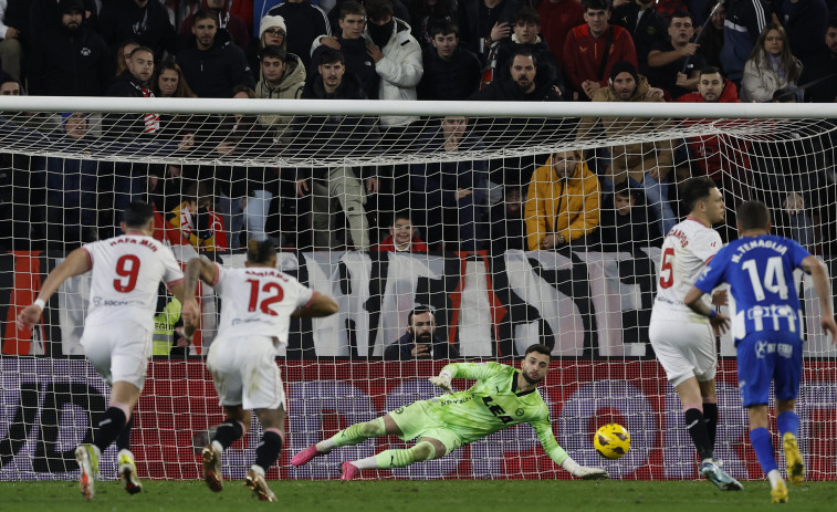 El Alavés ahonda en la crisis de un Sevilla perdido (2-3)