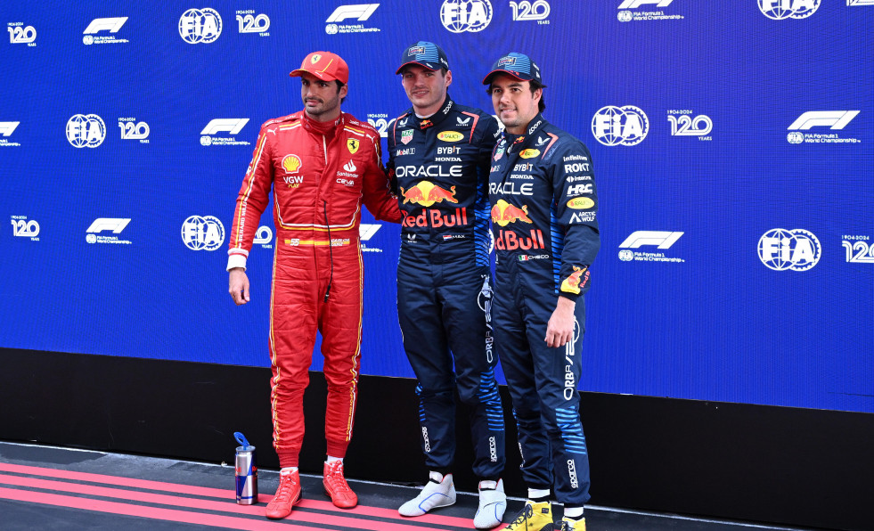 Sainz brilla tras su apendicitis, pero Verstappen sale primero en Australia
