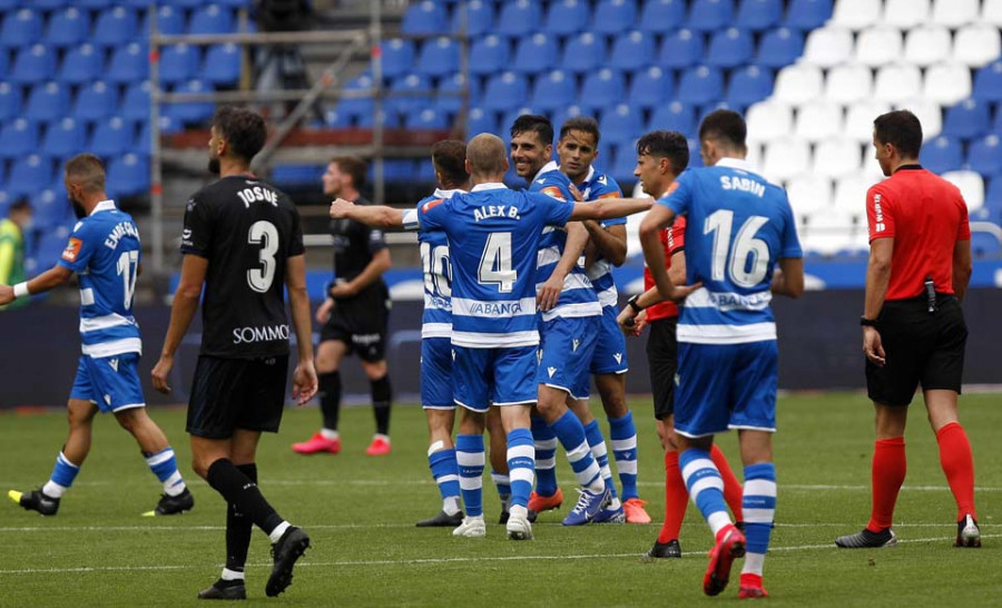 El RC Deportivo es el único que no ha perdido tras el parón