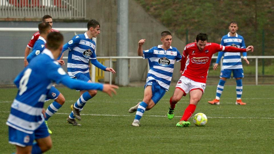 El Fabril se reinventa, deja la portería a cero y vence al Estradense