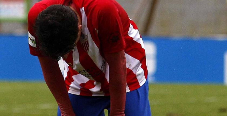 La plantilla del Cerceda  denuncia al club por impagos