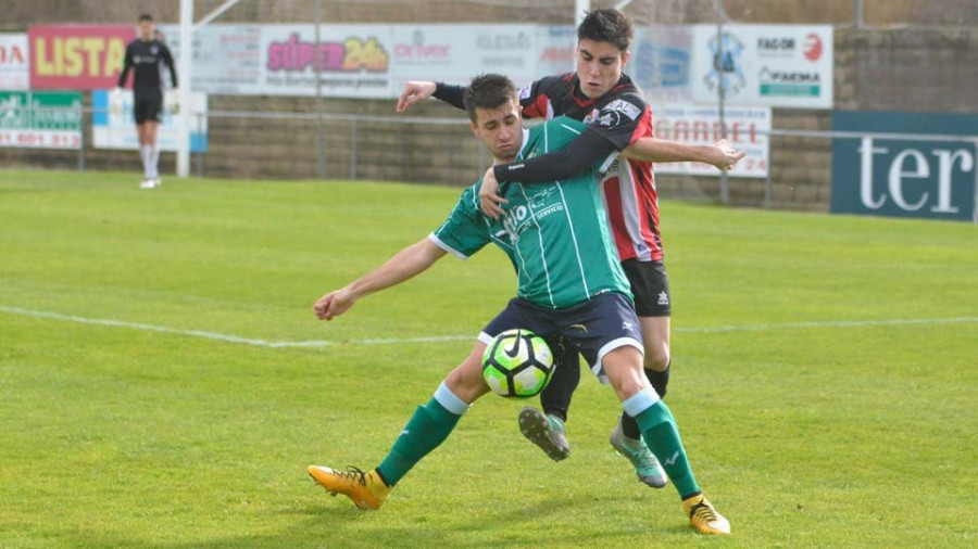 Alejandro Segade: “Me gustaría marcar para ayudar a mi equipo pero no lo celebraría”