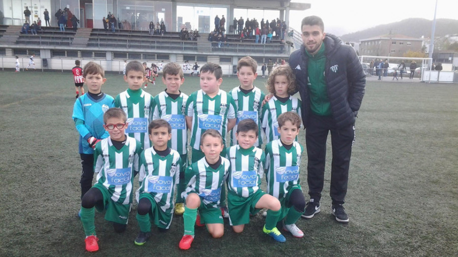 El Ural se posiciona líder  tras vencer al Calasanz