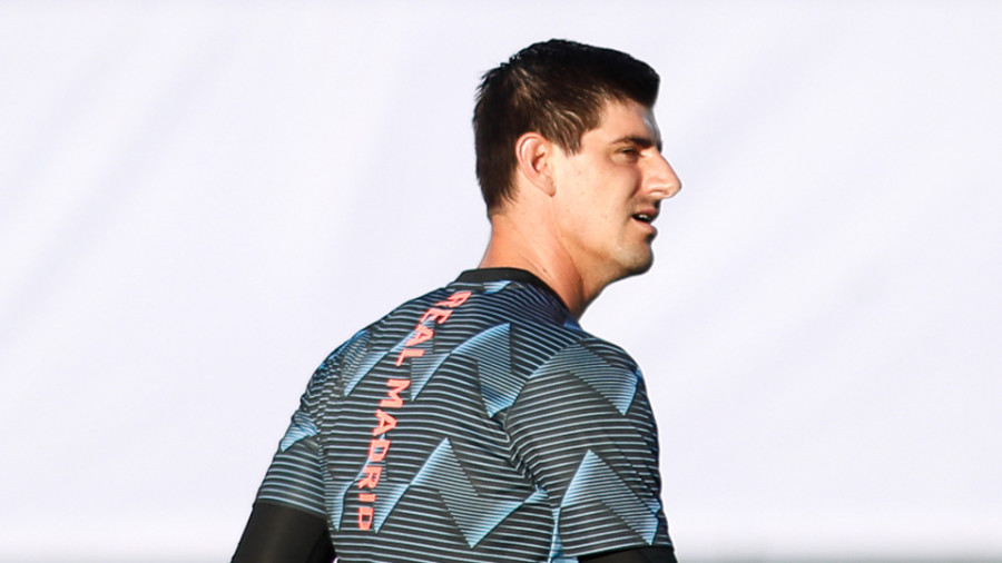 Courtois se ejercitó aparte tras dejar la selección