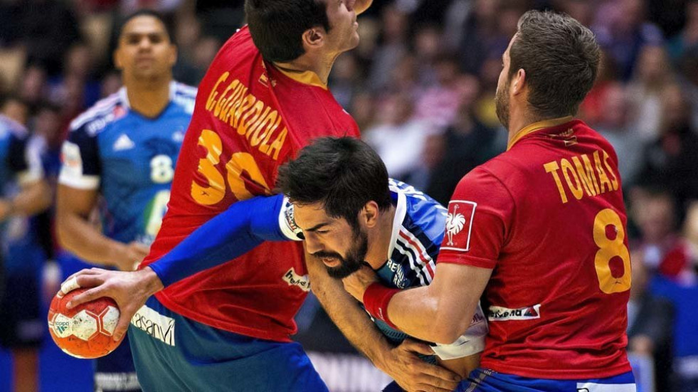 Francia y España buscan oro en la cuna del balonmano