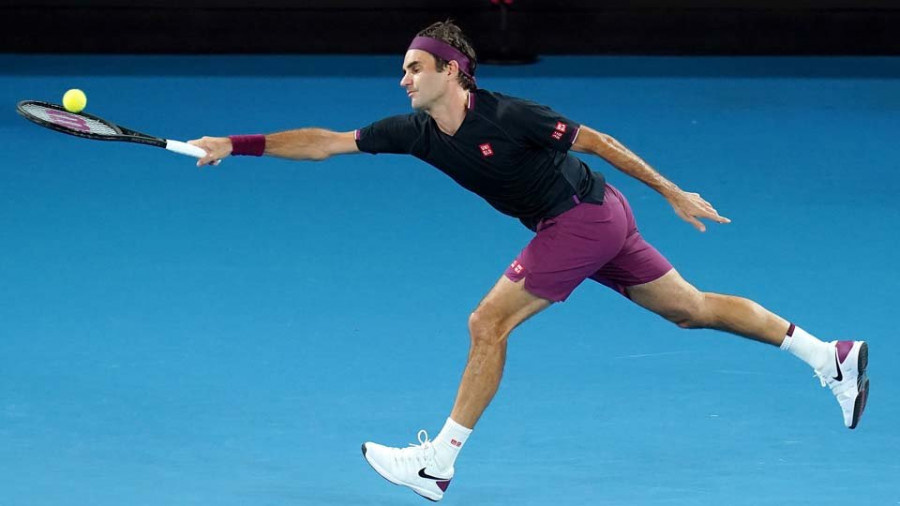 Federer y Tsitsipas se lucen