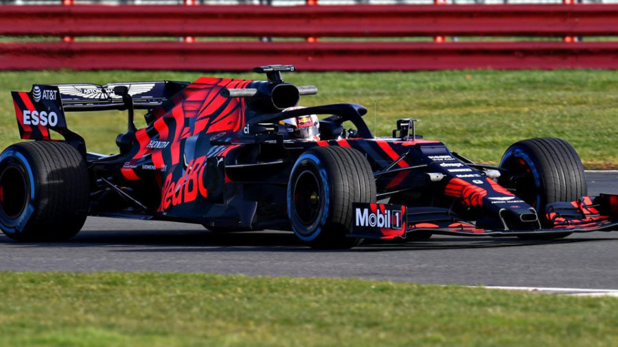 Red Bull y Racing Point revelan sus monoplazas