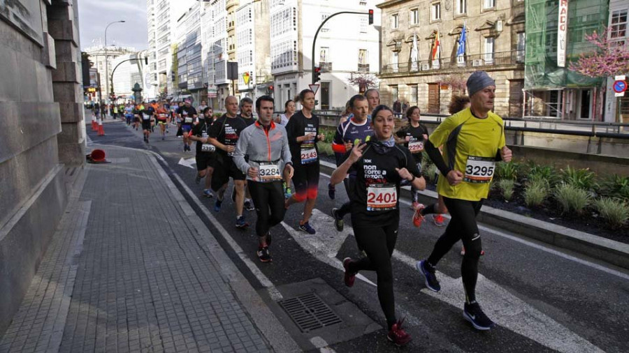 Case dúas mil persoas sairán o domingo ás rúas da cidade