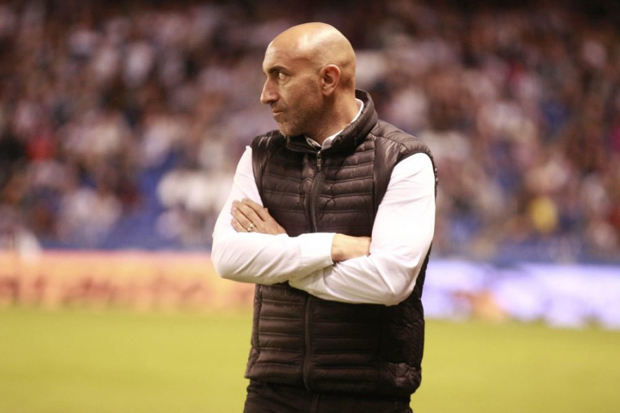 Abelardo, destituido como entrenador del Sporting de Gijón