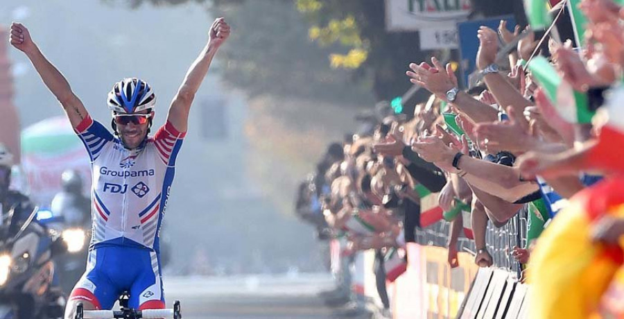 Doblete transalpino para  un inspirado Thibaut Pinot