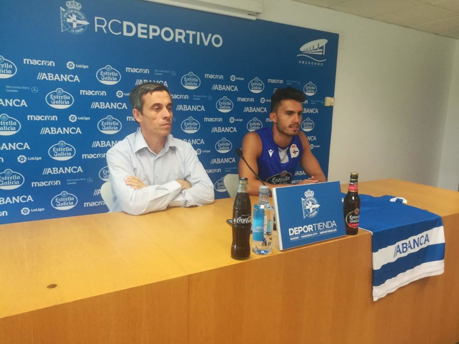 El Depor recupera a Luis Ruiz y viajará a Extremadura con 19 jugadores