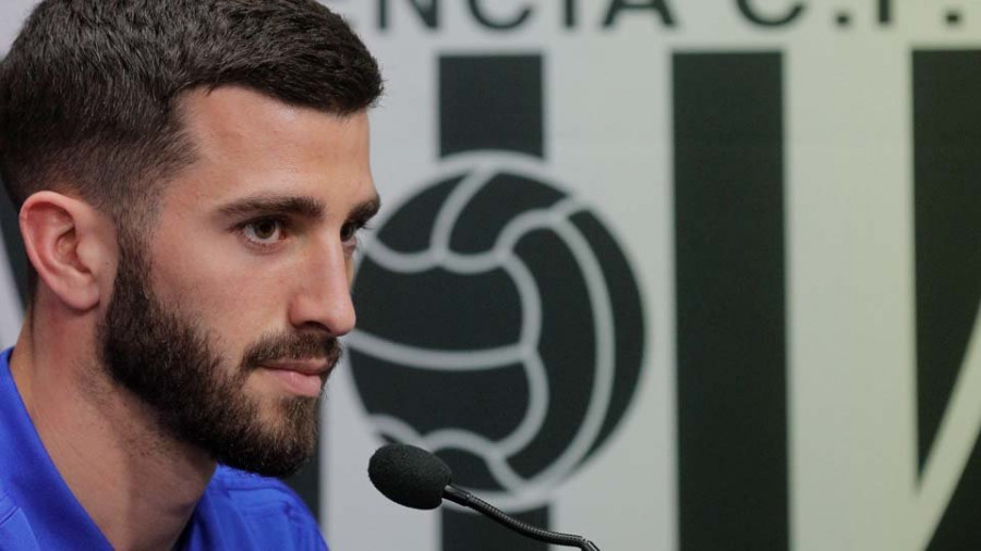 Gayà, orgulloso de estar en Mestalla con la Roja