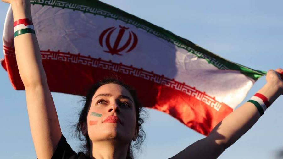 Infantino da su apoyo a las mujeres en Irán