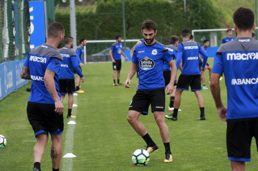 Los médicos decidirán este viernes si Adrián puede jugar ante el Valencia