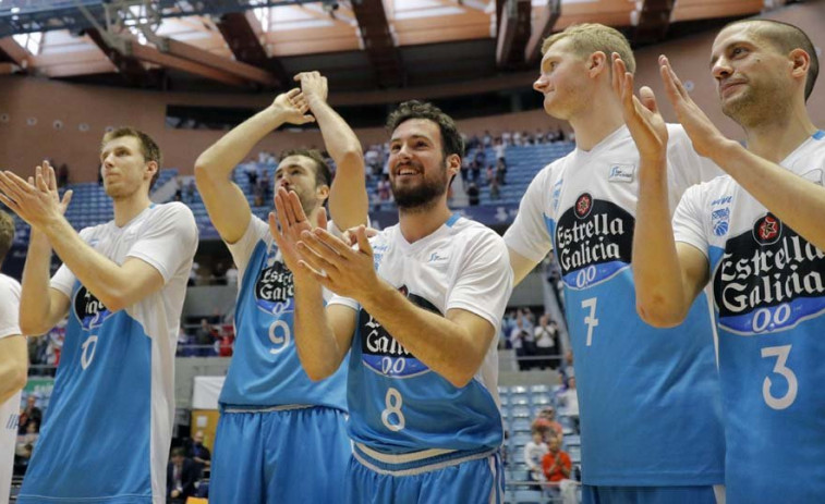 Los abonos del Monbus  Obradoiro, entre 249 y 605 euros