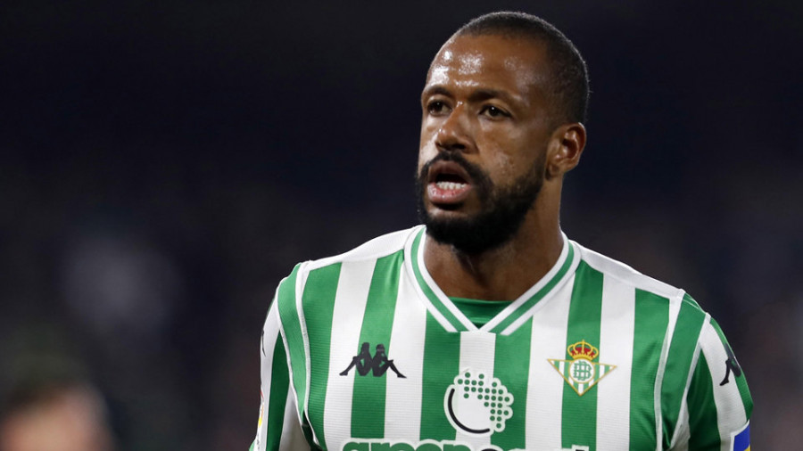 Un Betis herido recibe a un Eibar que llega al alza