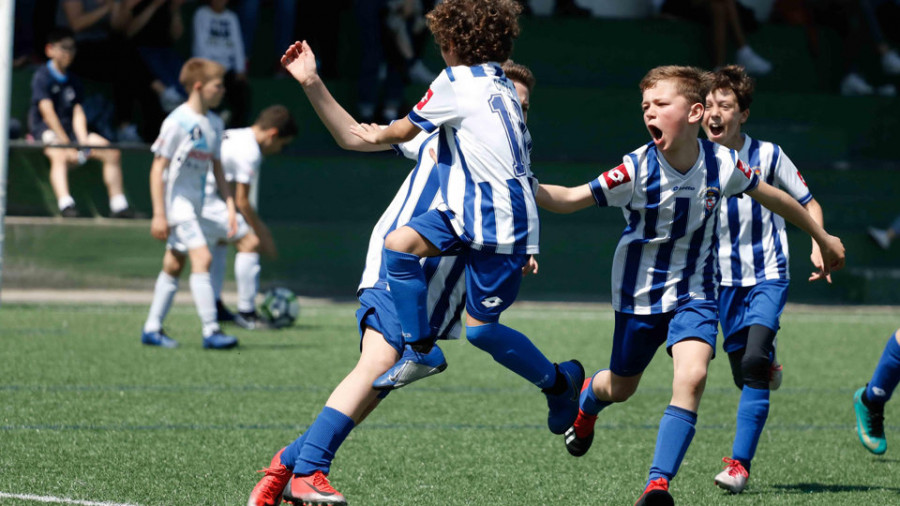 El Sporting Coruñés, a  la fase final