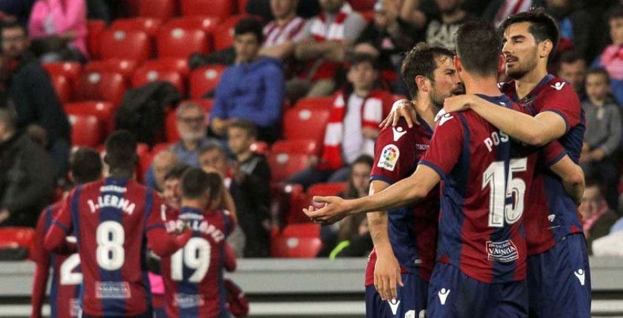 El Levante, virtualmente salvado si gana al Sevilla