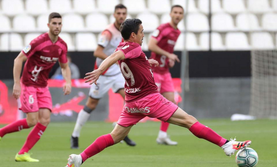 La amenaza de Segunda B calibra a Extremadura y Albacete