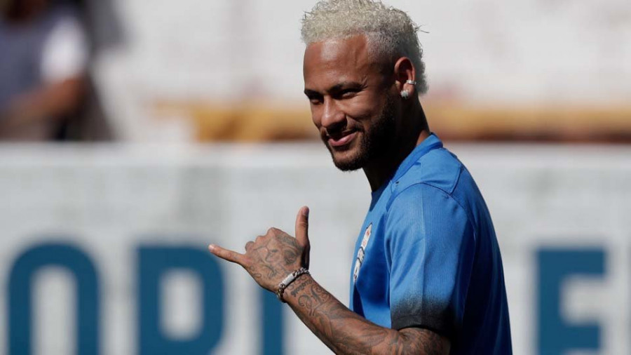 El PSG no tiene ofertas por Neymar, que sigue en el club