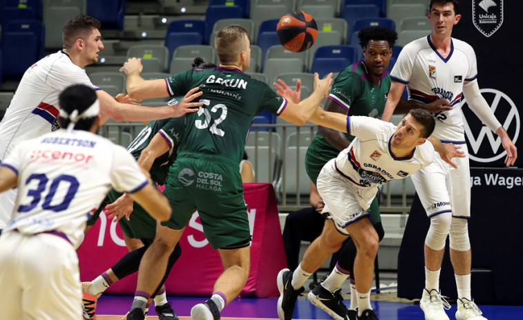 El Obradoiro jugará en diez días sus tres partidos aplazados por la COVID-19