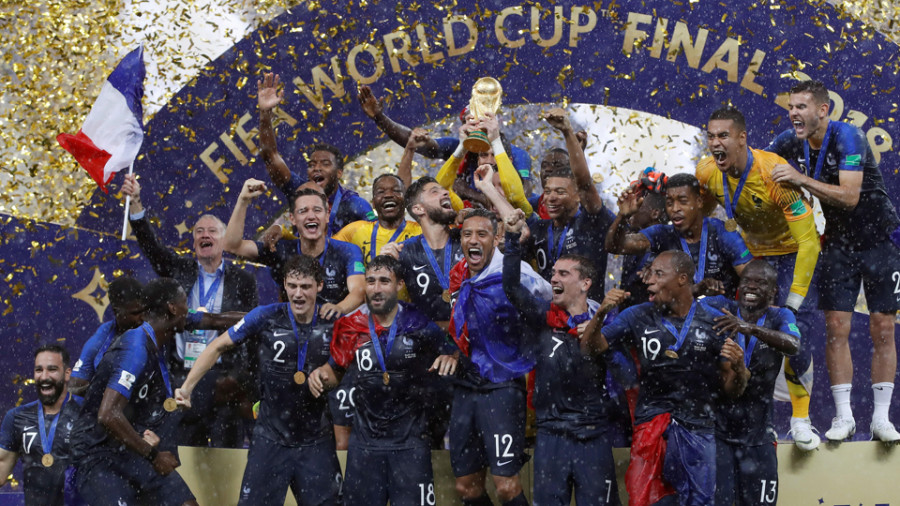 ¿Debería plantearse el fútbol un Mundial cada dos años?