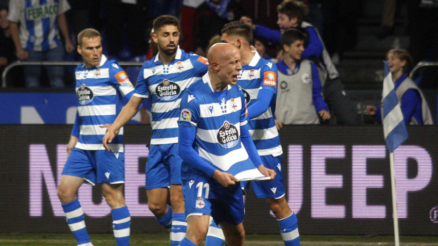 ‘Meigas fóra’ en Riazor