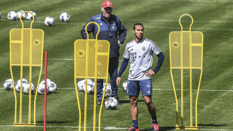 Thiago, duda en el Bayern para el duelo ante el Eintrancht