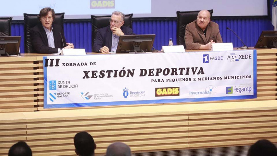 José Ramón Lete presentou as xornadas de Agaxede