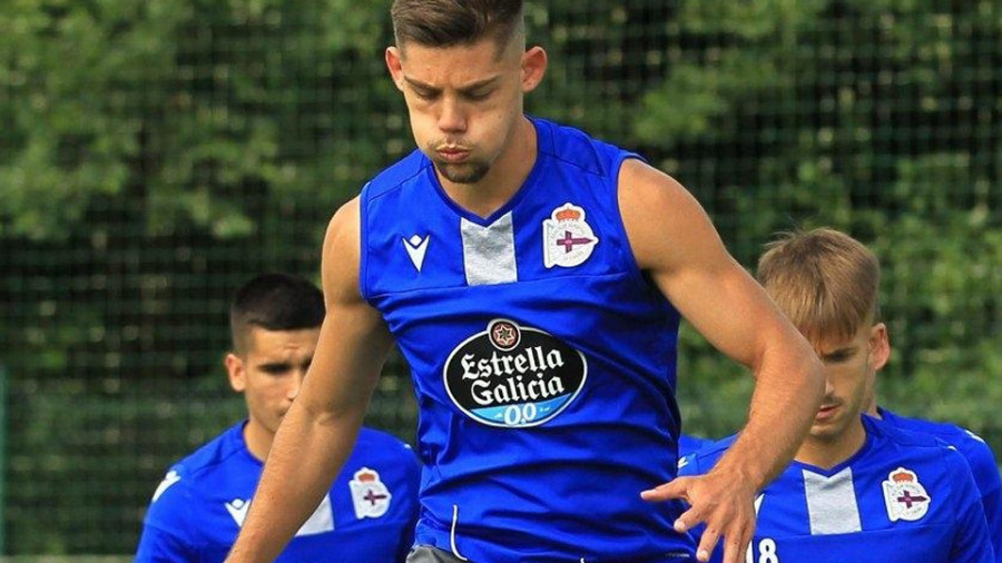 El ex del Depor Javi Montero ficha por el Racing de Santander