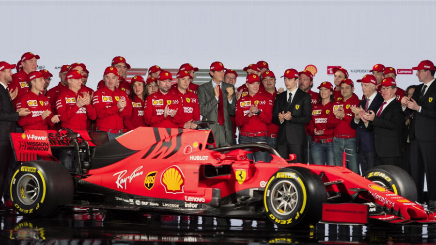 Ferrari presenta el SF90