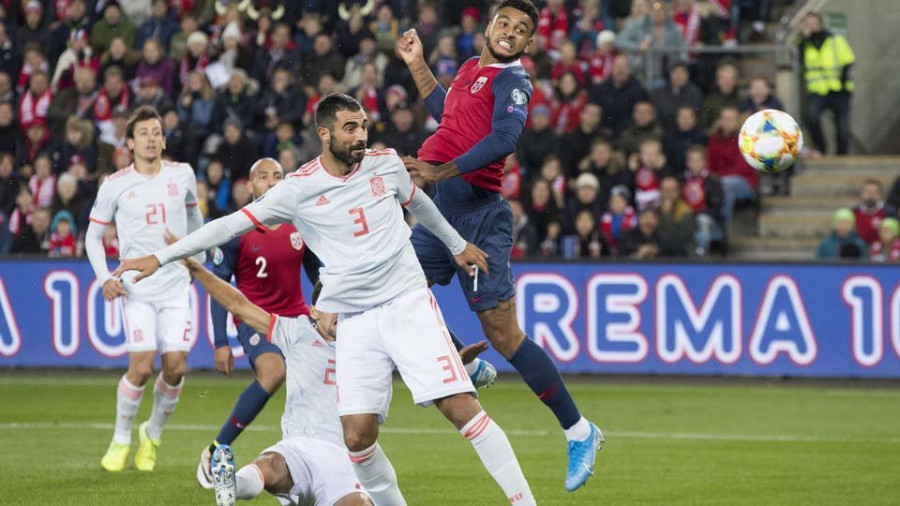 Raúl Albiol presenta su candidatura a la Eurocopa