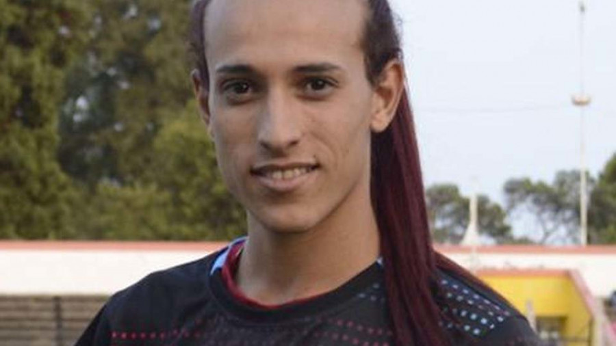 Una futbolista trans ficha por un club de Primera