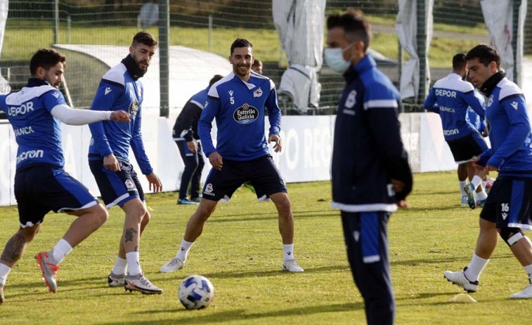Miku, Uche, Derik, Salva y Héctor, ausentes en el entreno de esta mañana