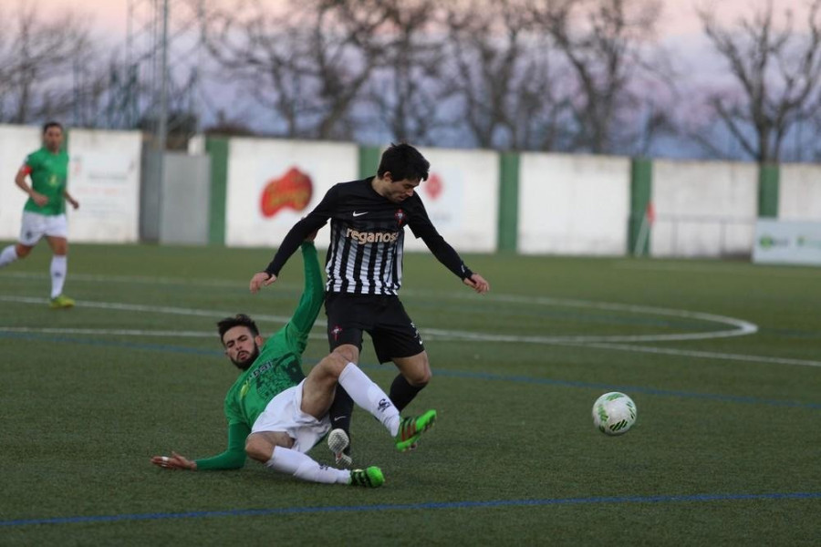 El Racing salva un punto en Guijuelo