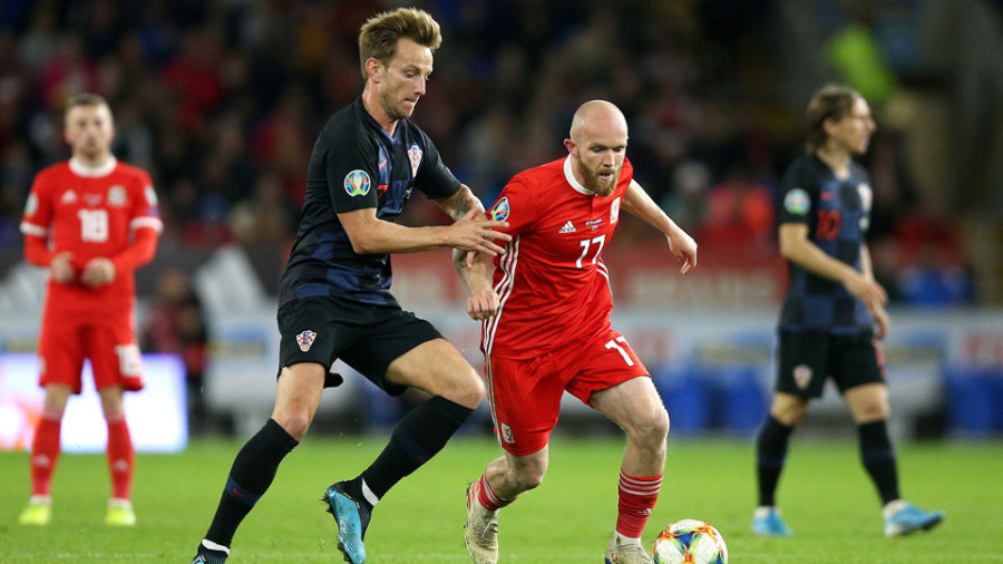 Rakitic, Arthur y Frenkie de Jong se incorporan al trabajo